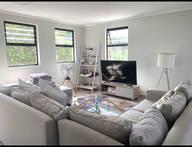 4 BEDROOM APARTMENT TO LET IN PALM LAKES ESTATE